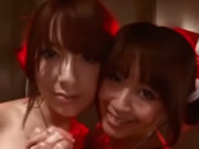 兩個日本淫女全身塗油跳熱舞